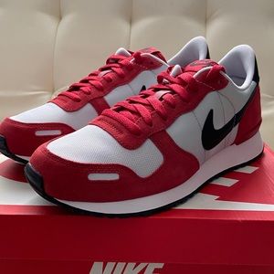 Nike Air VRTX Vortex 9.5 New in Box Running Shoe